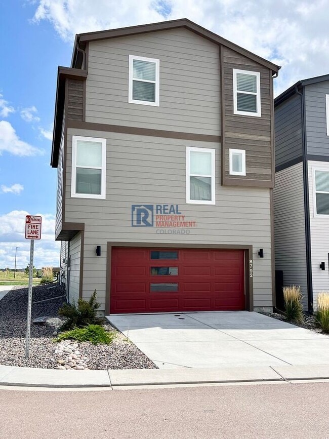 Building Photo - 8792 Wolf Valley Dr.