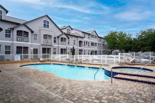 Building Photo - 5011 Sunridge Palms Dr