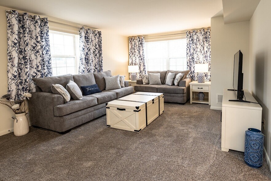 Chapel Valley Townhomes 8 Chapeltowne Cir Baltimore MD 21236