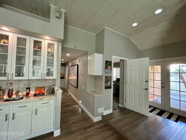 Building Photo - 9991 E Purdue Ave