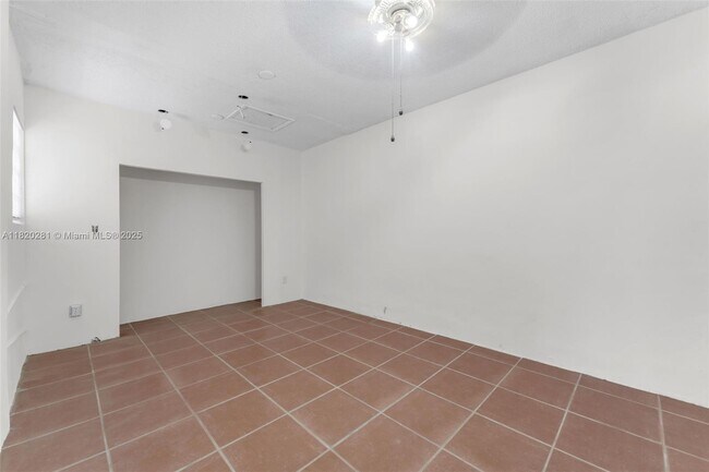 Building Photo - 14642 SW 99th St