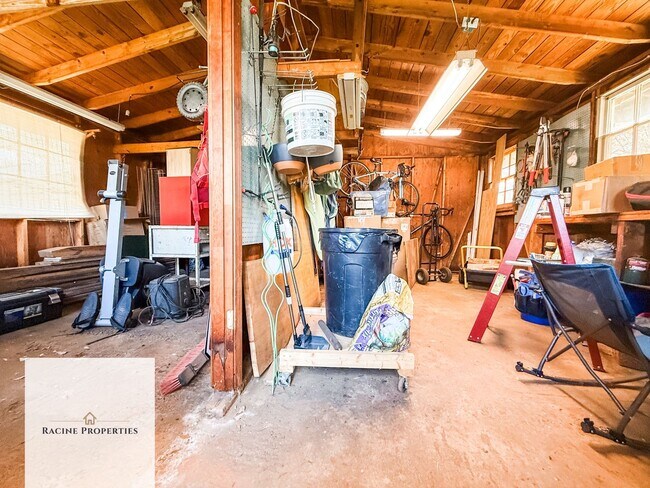 Building Photo - Modern Updates with a Fun, Retro Vibe!