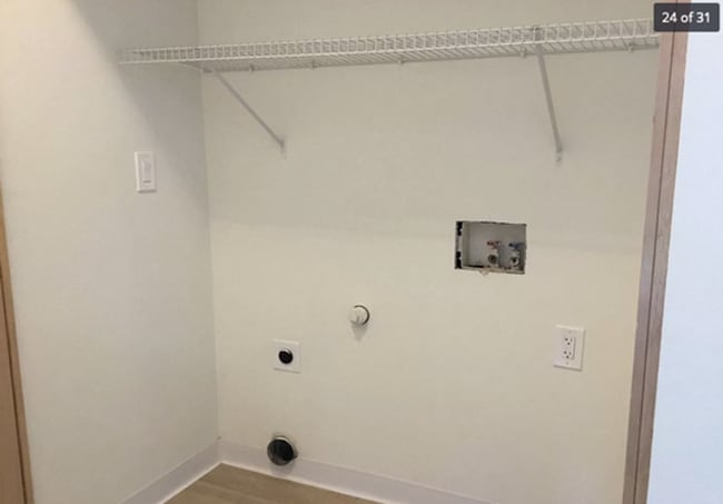 Building Photo - $500 OFF First 2 Months – Spacious 4BR/3BA Home with Fenced Yard & 2-Car Garage in Tigard!