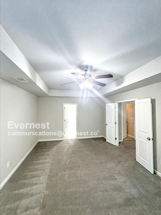 Building Photo - 195 Wellstone Pl