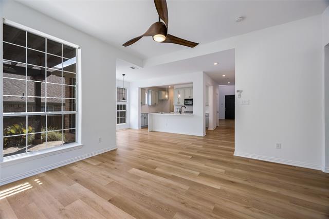 Building Photo - 1700 Van Landingham Dr