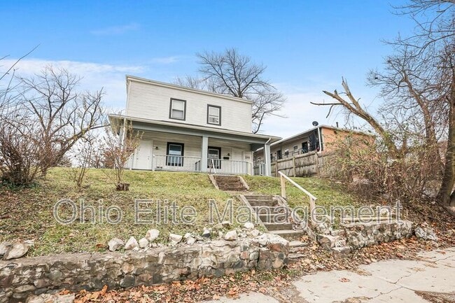 Building Photo - 1999 W Broad St