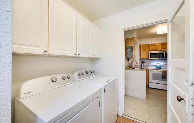 Building Photo - 7514 W Swift Ln