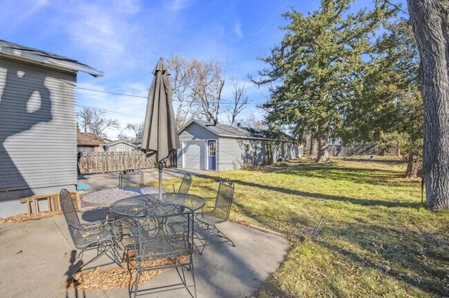 Building Photo - 1846 12th Ave