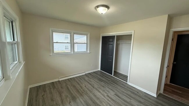 Building Photo - 1310 Orchard Dr