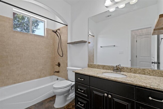 Building Photo - 485 Canna Lily Cir