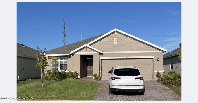 Primary Photo - 1371 McFarland Dr