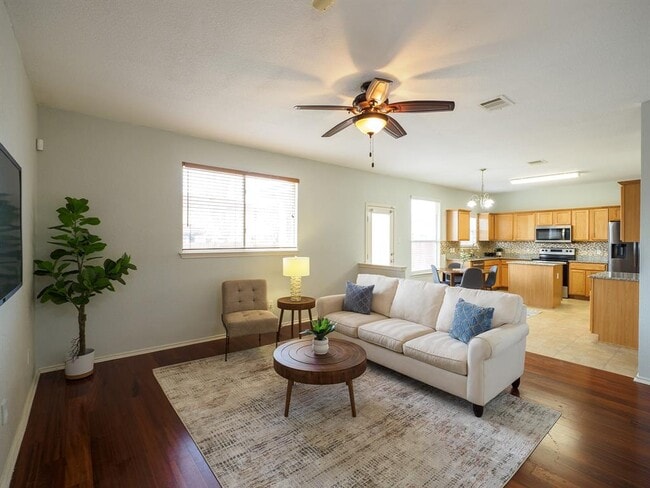 Building Photo - 13504 Richard Nixon St