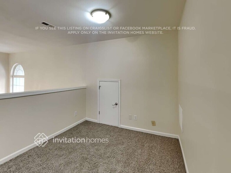 Building Photo - 6431 Gatesville Ln