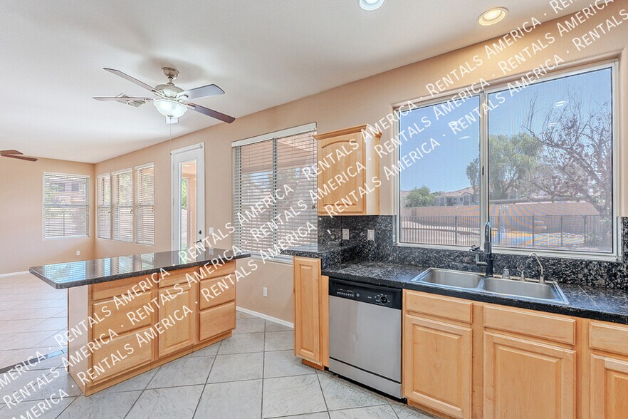 Building Photo - 20277 N 68th Dr