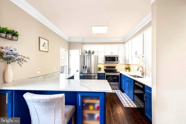 Building Photo - 25427 Elm Terrace
