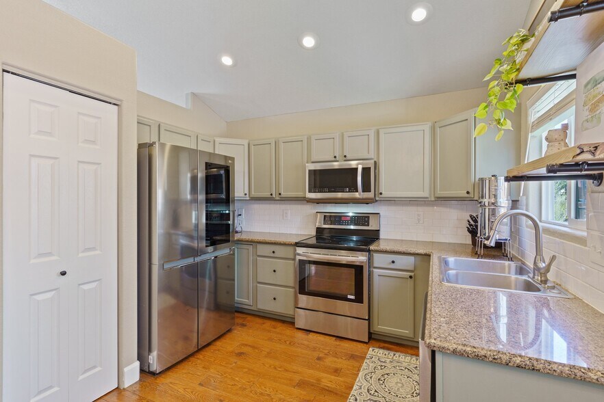 Building Photo - 4752 Canyon Wren Ln