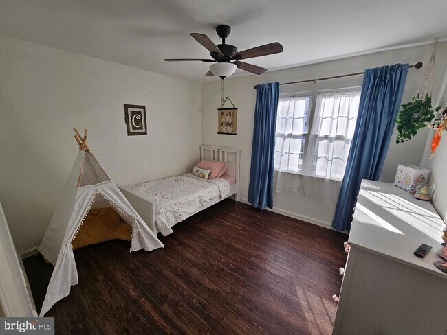 Building Photo - 5909 Wood Sorrels Ct