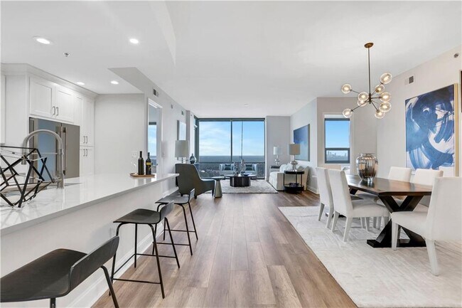 Building Photo - 270 17th St NW