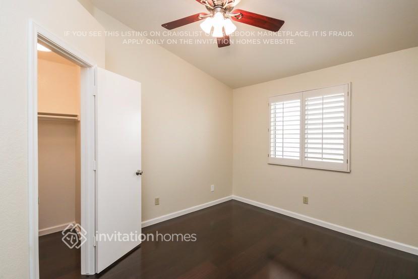 Building Photo - 4525 E Silverwood Dr
