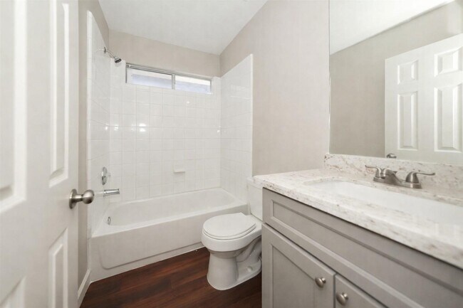 Building Photo - 6423 Austinville Dr