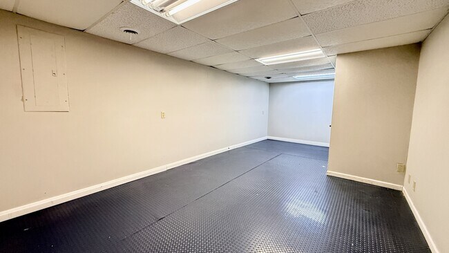 Building Photo - 12011 Bell Mountain Dr SW