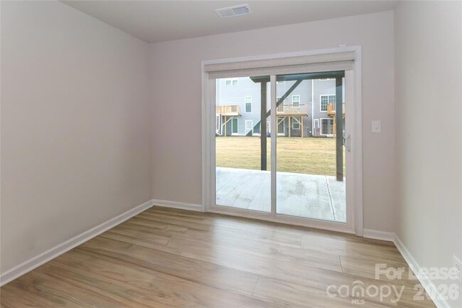 Building Photo - 5038 Springarn Ct