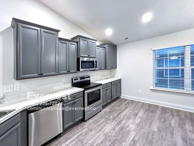 Building Photo - 118 Tybee Dr