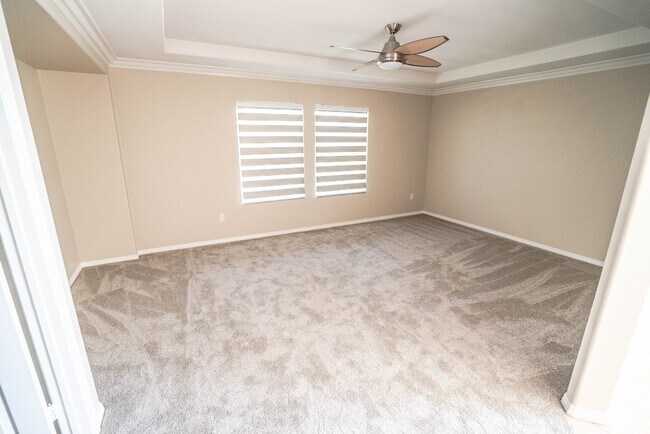Building Photo - 4 Bedroom Home for Rent in Camarillo!