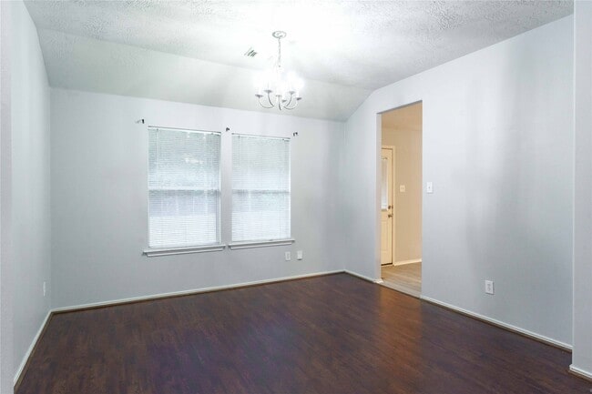 Building Photo - 146 N Vesper Bend Cir