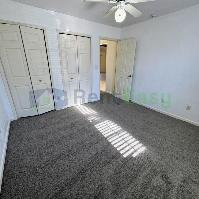 Building Photo - 2038 Coral Ivy Ln