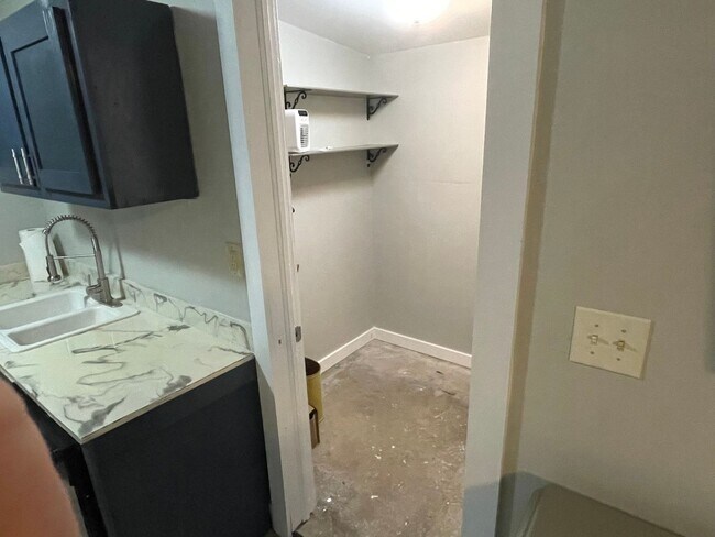 Building Photo - Studio apartment in Cairo, Georgia