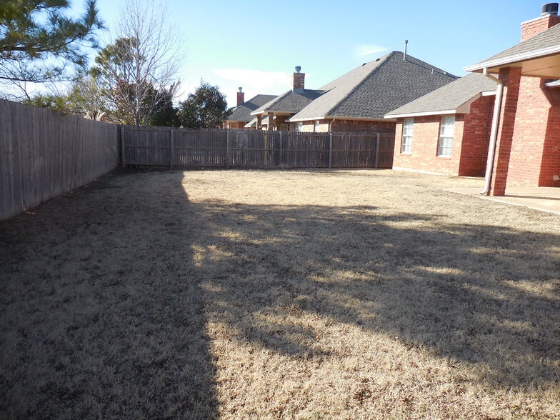 Backyard - 8420 NW 106th St