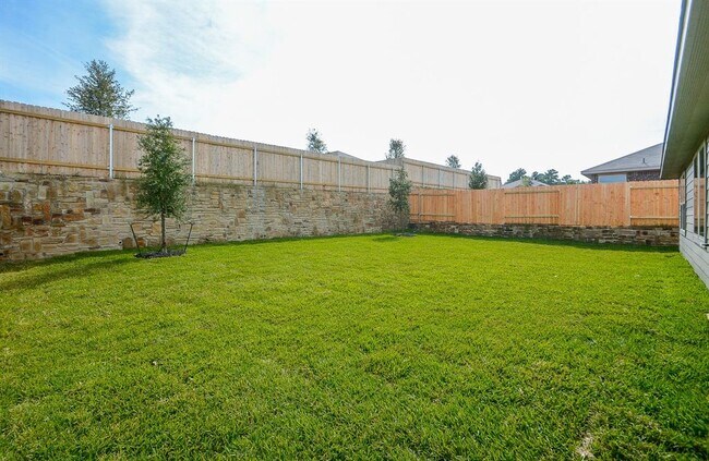 Building Photo - 6508 Wild Cilliment Ct