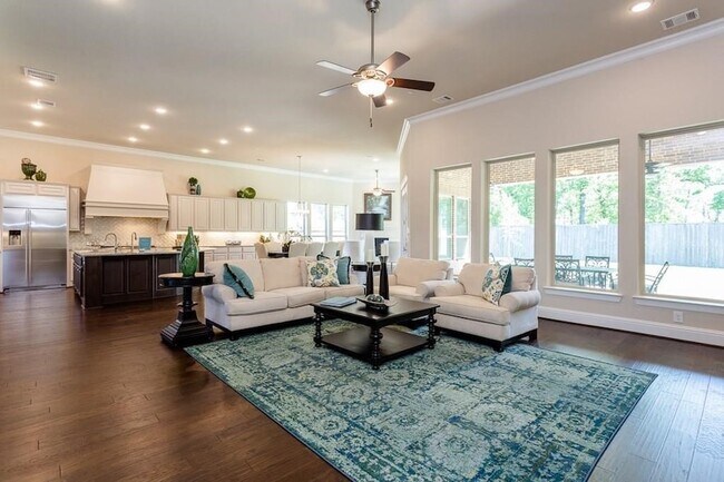 Building Photo - 2064 Bluestem Dr