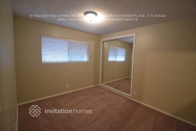 Building Photo - 402 Springvalley Dr