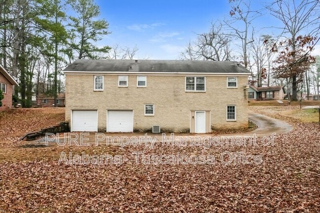 Building Photo - 3001 Green Grove Cir NE