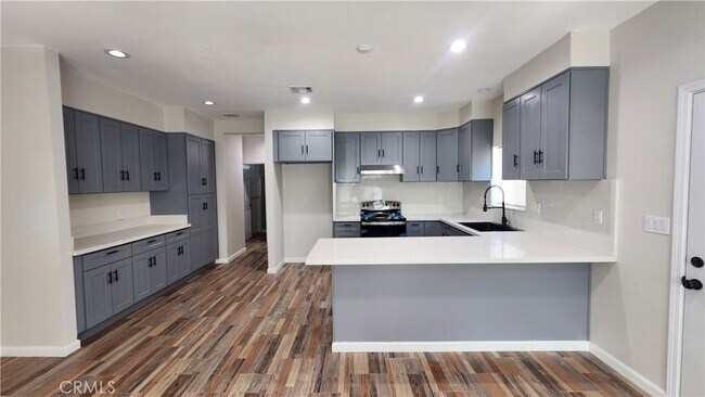 Building Photo - 3433 Eucalyptus Ave