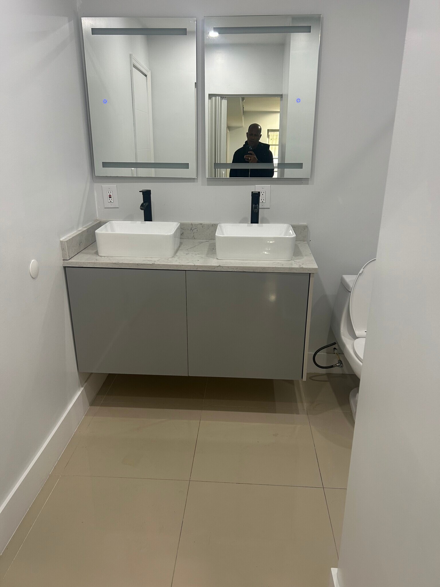 Building Photo - 2463 Lincoln St