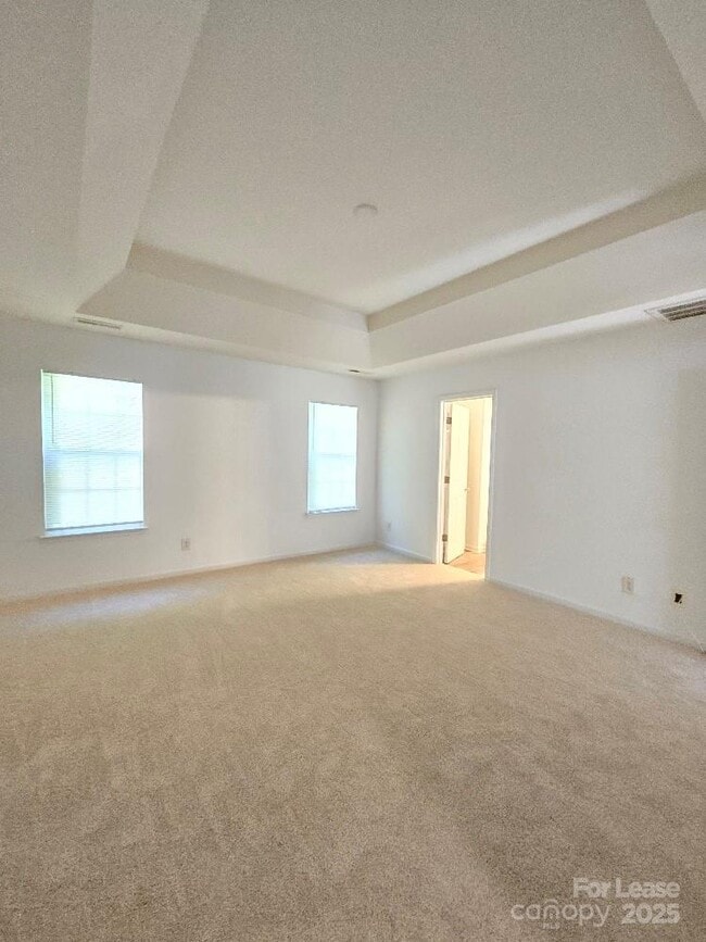 Building Photo - 4021 Fifendrum Ln
