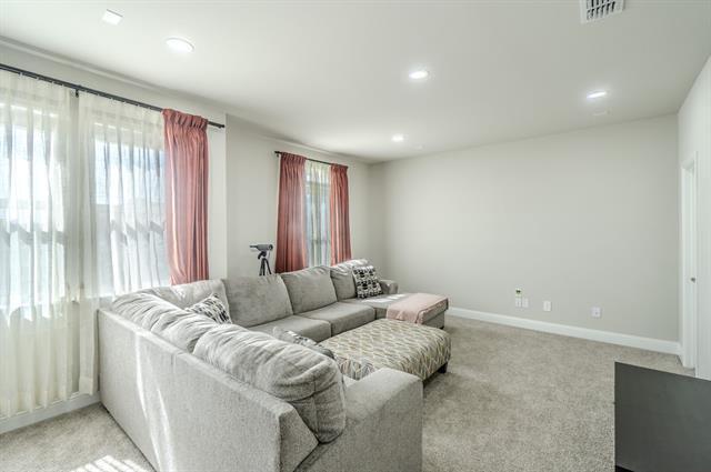 Building Photo - 3105 Lionsgate Dr