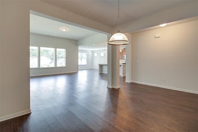 Building Photo - 5245 Echos Cove