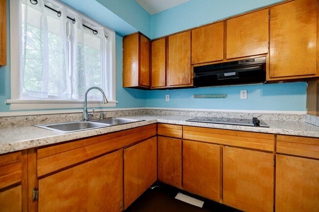 Building Photo - 119 Driftwood Pl