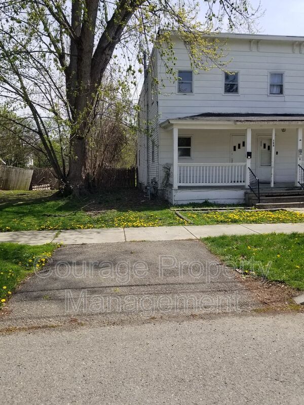 Primary Photo - 109 Chestnut St