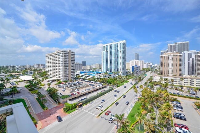 Primary Photo - 1980 S Ocean Dr