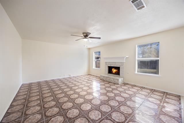 Building Photo - 211 Prentice Dr