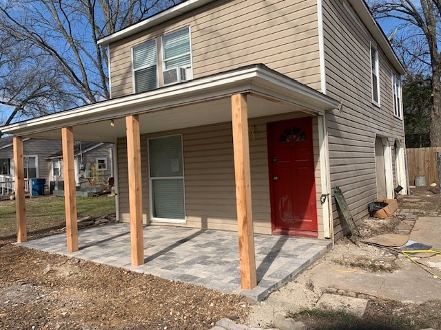 Front of home with covered porch - 303 W Athens St