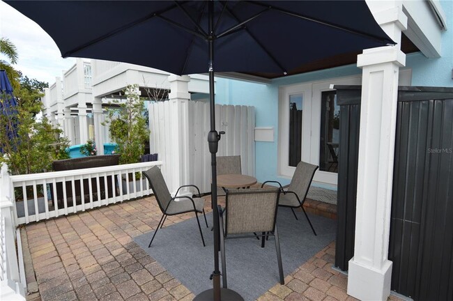 Building Photo - 3837 Pompano Dr SE