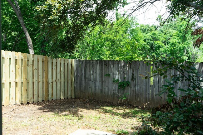Building Photo - 2039 Emerald Bay Dr