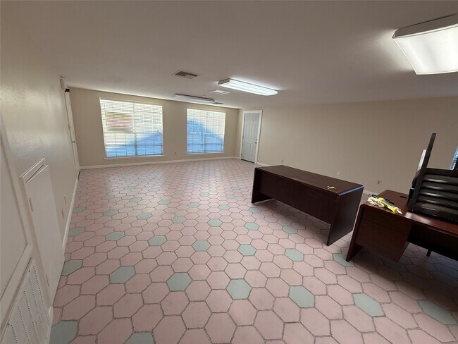 Building Photo - 2302 45th St