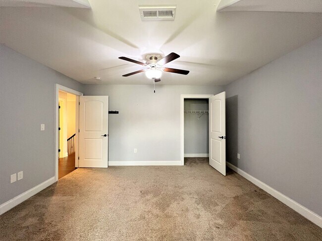Building Photo - Stunning 4 bedroom in the Polo Club in Wes...